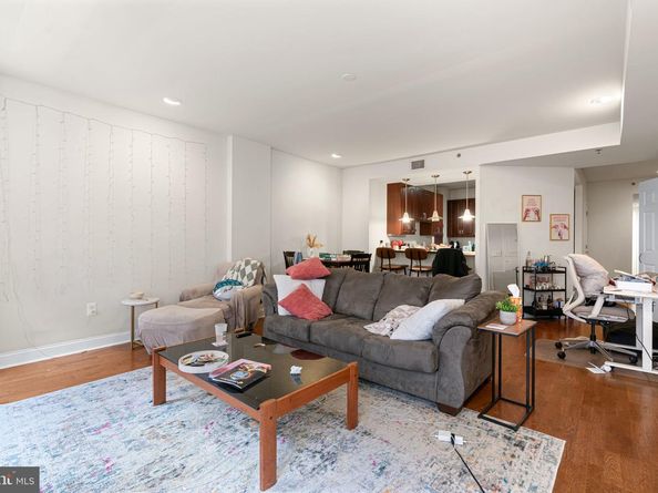707 Chestnut Street, Philadelphia PA 19106