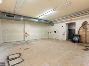 707 Chestnut Street, Philadelphia PA 19106