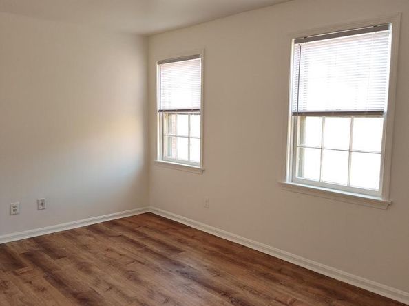 2004 38TH Street SE 202, Washington DC 20020