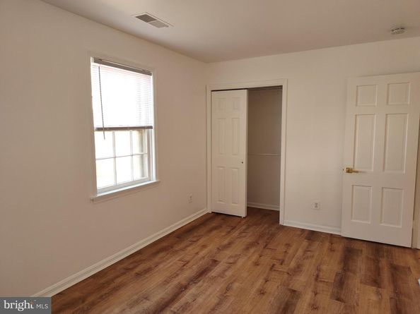 2004 38TH Street SE 202, Washington DC 20020