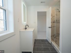 2627 County Line Rd, Chalfont PA 18914