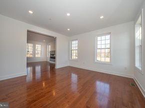 2627 County Line Rd, Chalfont PA 18914