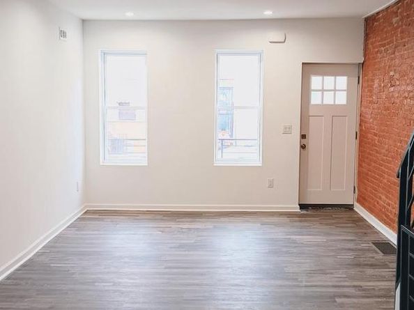 1911 N Lawrence Street, Philadelphia PA 19122