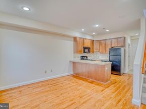 2542 W Girard Avenue, Philadelphia PA 19130