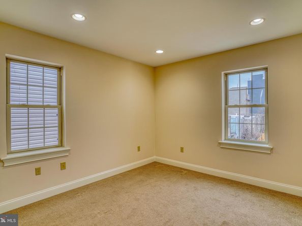 2542 W Girard Avenue, Philadelphia PA 19130