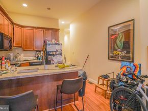 2542 W Girard Avenue, Philadelphia PA 19130