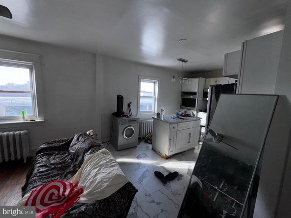 42 Kent Road, Upper Darby PA 19082