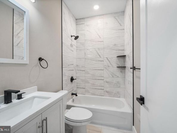 1934 W Diamond Street, Philadelphia PA 19121