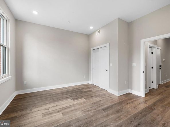 1934 W Diamond Street, Philadelphia PA 19121