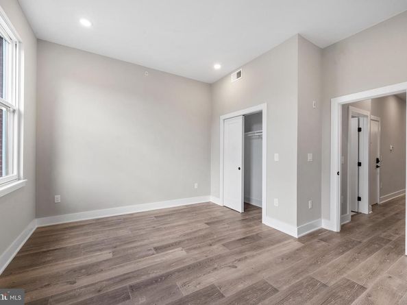 1934 W Diamond Street, Philadelphia PA 19121