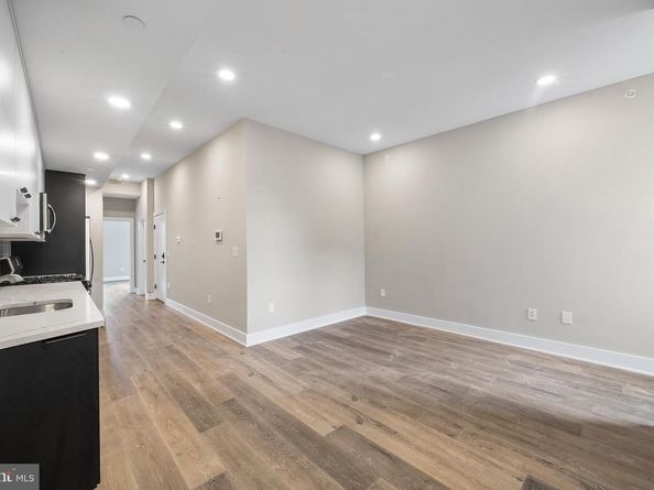 1934 W Diamond Street, Philadelphia PA 19121