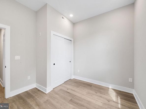 1934 W Diamond Street, Philadelphia PA 19121