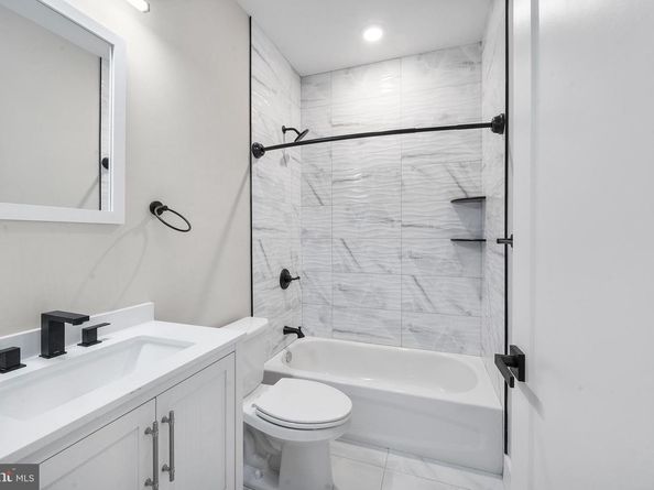 1934 W Diamond Street, Philadelphia PA 19121