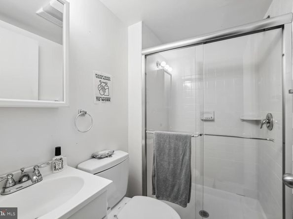 2370 Champlain Street NW 12, Washington DC 20009