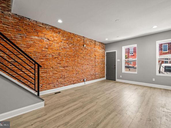 1933 E Somerset Street, Philadelphia PA 19134