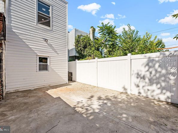 1933 E Somerset Street, Philadelphia PA 19134