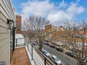 313 I NE 2, Washington DC 20002