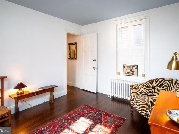 191 E Evergreen Avenue, Philadelphia PA 19118
