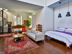 191 E Evergreen Avenue, Philadelphia PA 19118