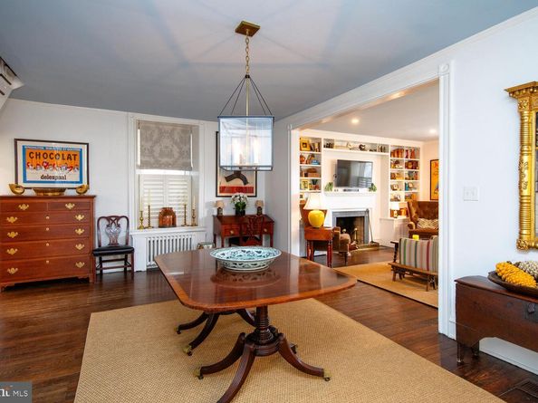 191 E Evergreen Avenue, Philadelphia PA 19118