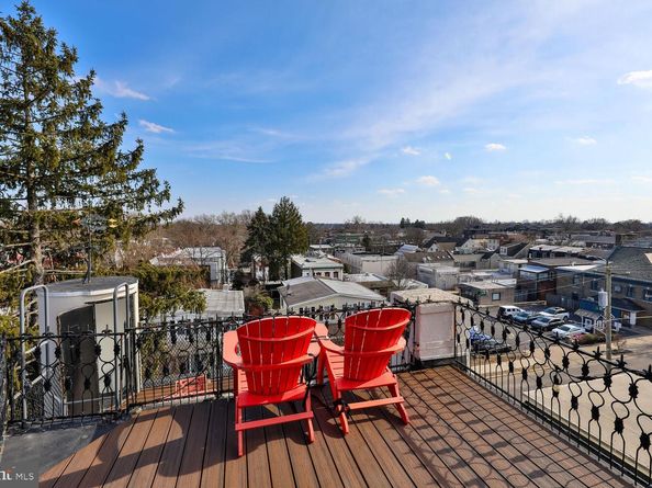 191 E Evergreen Avenue, Philadelphia PA 19118