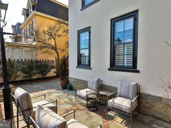 191 E Evergreen Avenue, Philadelphia PA 19118