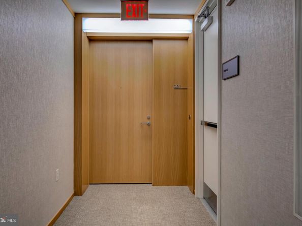 925 H Street NW 301, Washington DC 20001