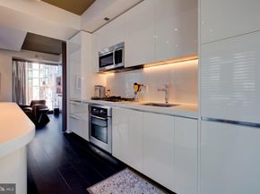 925 H Street NW 301, Washington DC 20001