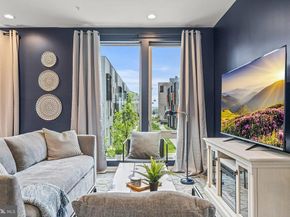 2022 Northbank Place, Philadelphia PA 19125