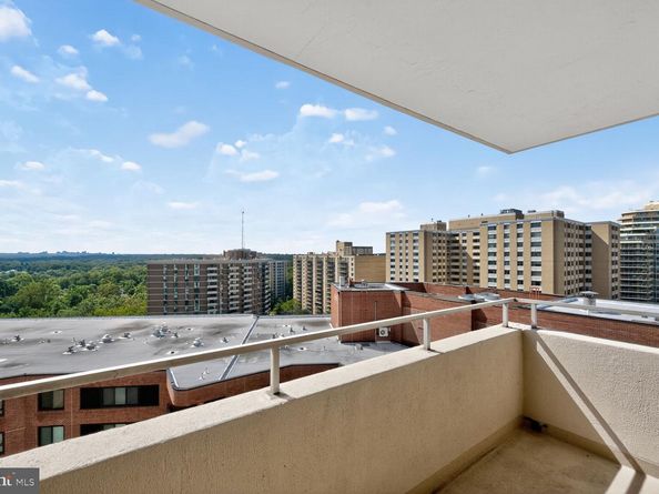 5500 Friendship Boulevard 2117N, Chevy Chase MD 20815