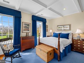 318 N Quaker Lane, Alexandria VA 22304