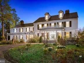 318 N Quaker Lane, Alexandria VA 22304