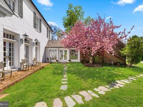 318 N Quaker Lane, Alexandria VA 22304