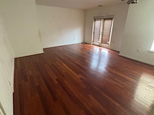 3710 Roosevelt Place NE 3710, Washington DC 20019
