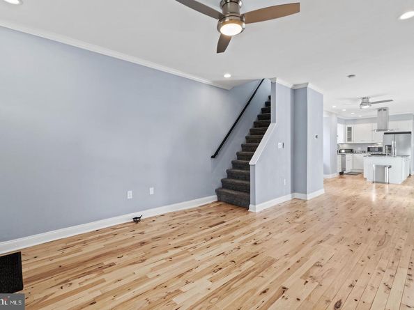 260 Roxborough Avenue, Philadelphia PA 19128