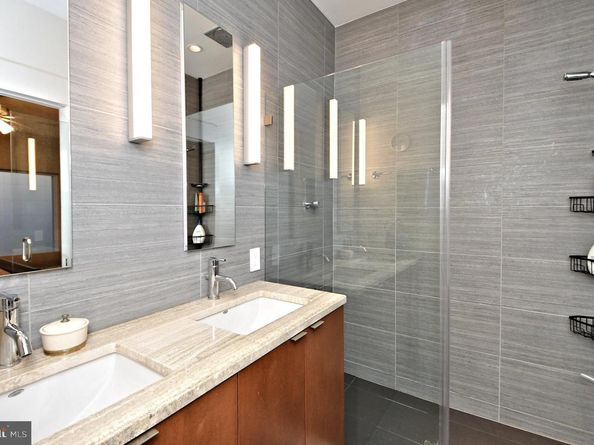 2110 Sansom Street, Philadelphia PA 19103