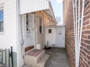 2740 Pratt Street, Philadelphia PA 19137
