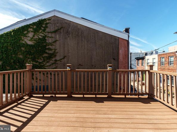 140 Fernon Street, Philadelphia PA 19148