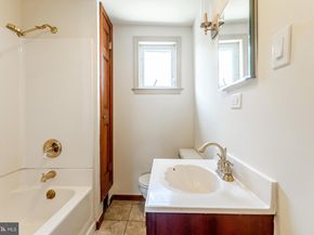 140 Fernon Street, Philadelphia PA 19148