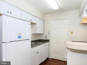 1532 Lincoln Way 203, Mclean VA 22102