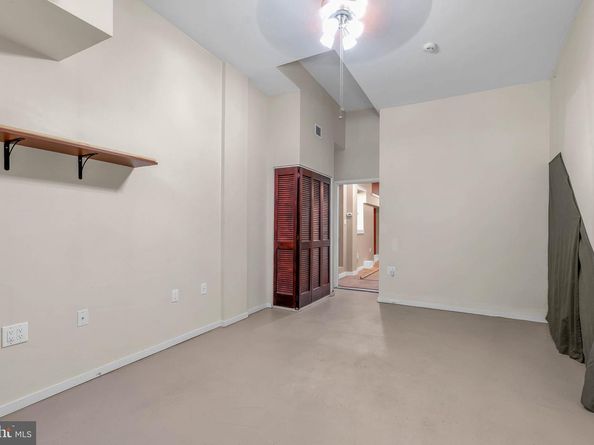 678 N 15TH Street, Philadelphia PA 19130