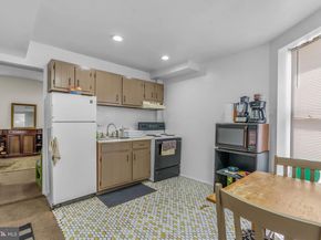 678 N 15TH Street, Philadelphia PA 19130
