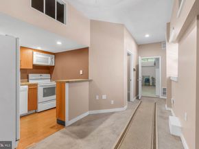 678 N 15TH Street, Philadelphia PA 19130