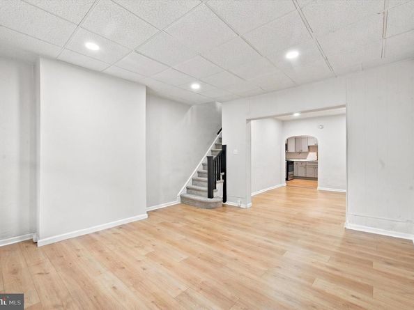 6347 Grays Avenue, Philadelphia PA 19142