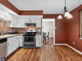 1212 Wedgewood Drive, Warminster PA 18974