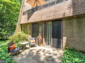 11617 Windbluff Court 9B, Reston VA 20191
