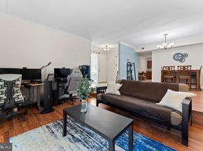 11617 Windbluff Court 9B, Reston VA 20191