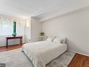 11617 Windbluff Court 9B, Reston VA 20191
