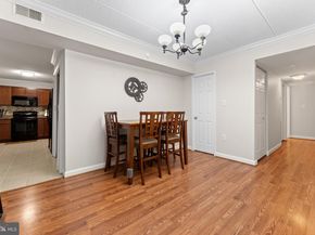11617 Windbluff Court 9B, Reston VA 20191