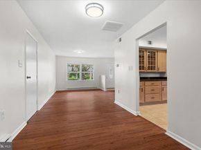 1503 N Amelia Street, Sterling VA 20164